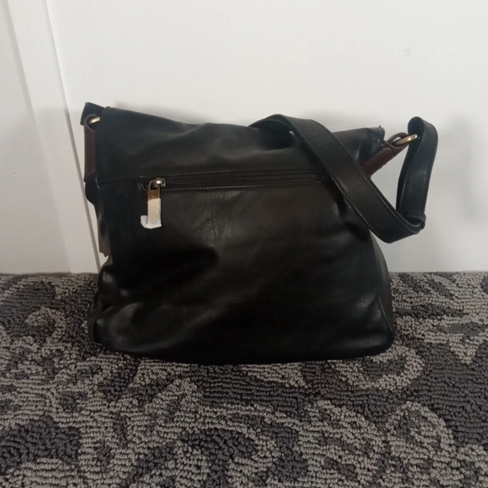 Republic Womens Vegan Leather Messanger Laptop Bag Womens